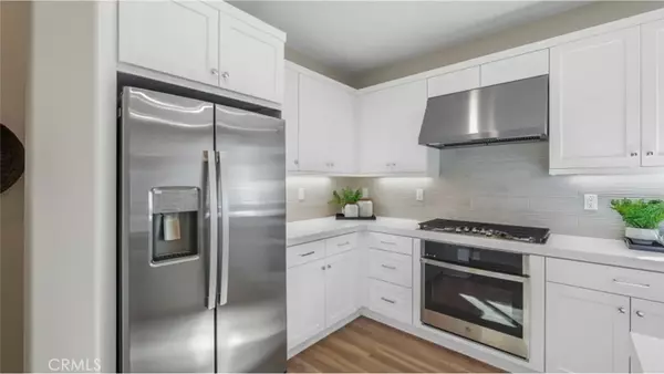 Valencia, CA 91381,26676 Blue Hills Loop