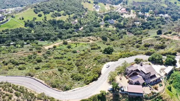 Silverado, CA 92676,28052 Modjeska Grade
