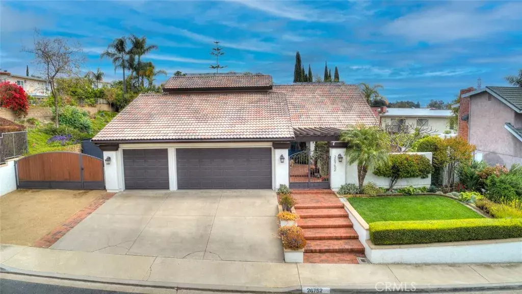 26752 Magdalena Lane, Mission Viejo, CA 92691