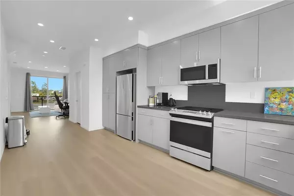 Irvine, CA 92614,375 Placemark