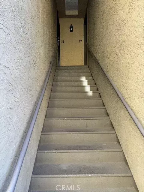 San Diego, CA 92115,4222 Menlo Avenue #18