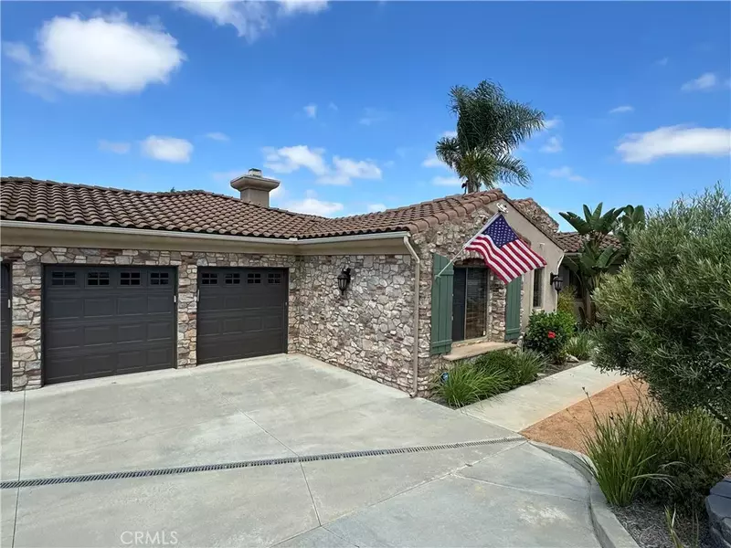 3863 Flowerwood Lane, Fallbrook, CA 92028