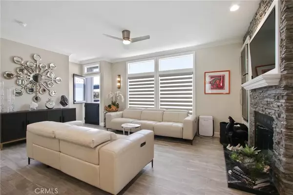 Newport Beach, CA 92660,237 Plymouth