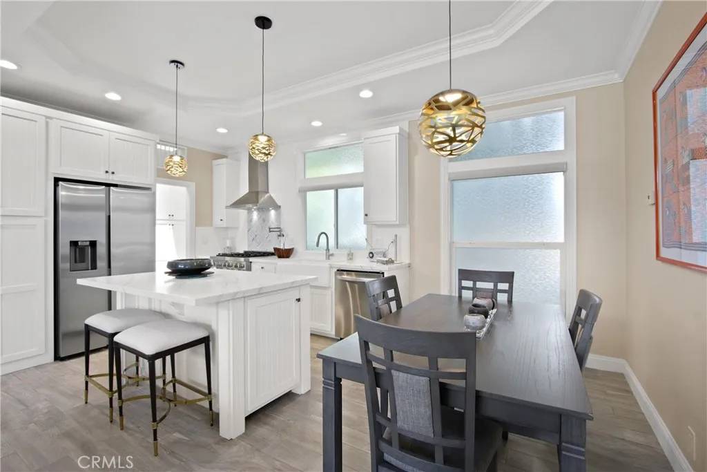 Newport Beach, CA 92660,237 Plymouth