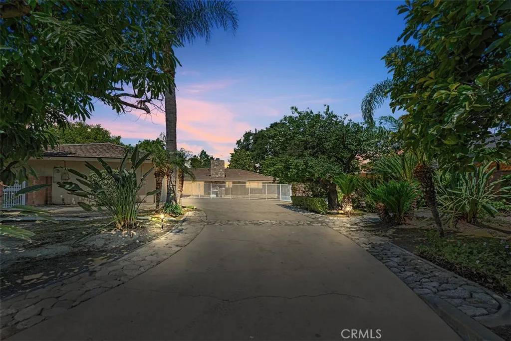 Upland, CA 91784,1604 N Laurel Avenue
