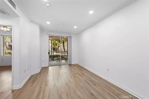 Irvine, CA 92612,3131 Watermarke Place