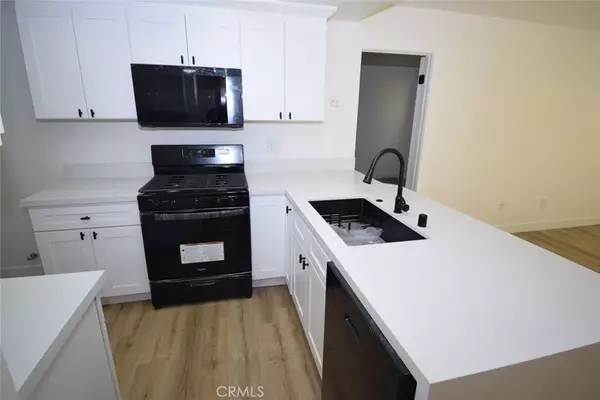 San Clemente, CA 92672,1052 Calle Del Cerro #705