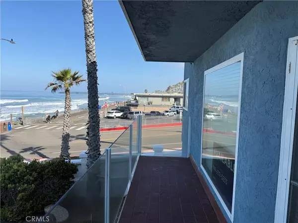 Oceanside, CA 92054,803 N Pacific Street #4