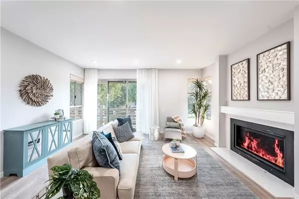 6 Highland #4,  Irvine,  CA 92603