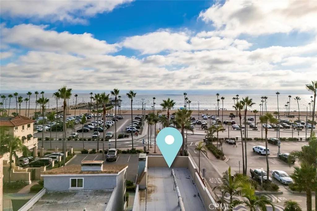 700 E Oceanfront, Newport Beach, CA 92661