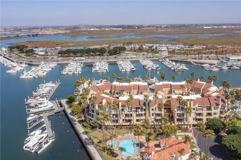 Huntington Beach, CA 92649,16291 Countess #114