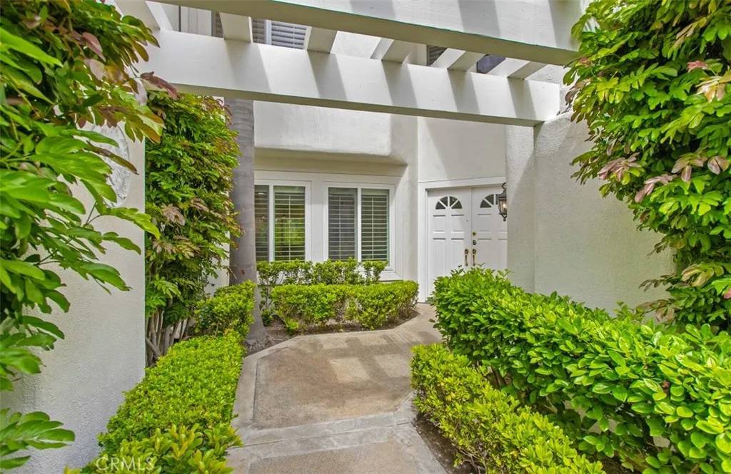 Irvine, CA 92612,15 Alejo #61