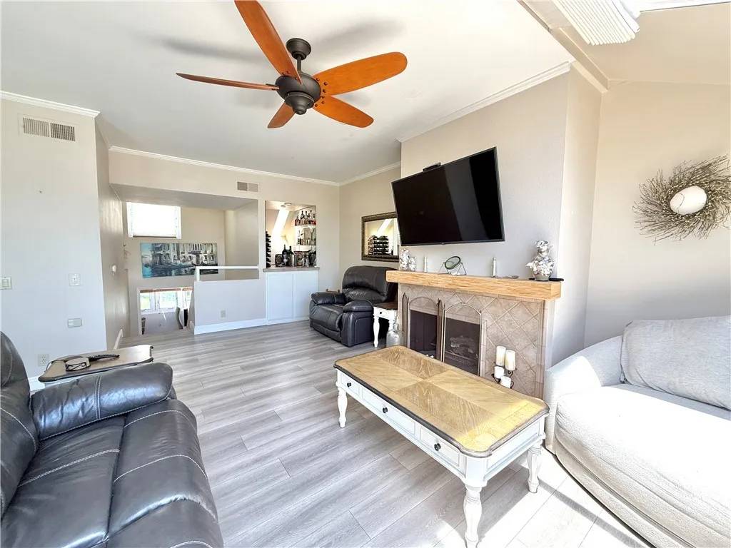 Huntington Beach, CA 92649,16065 Surprise Lane