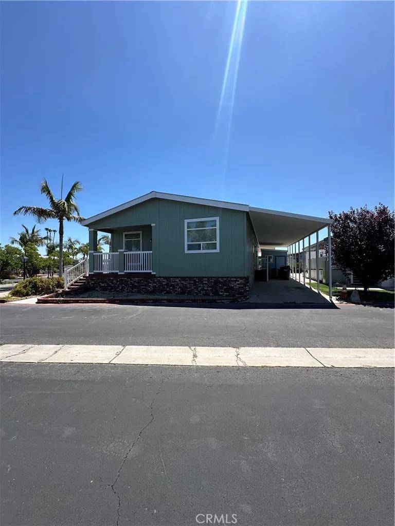 19361 Brookhurst #33, Huntington Beach, CA 92646