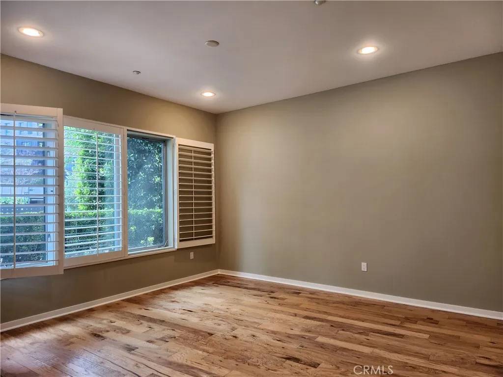 Irvine, CA 92612,21 Gramercy, #115