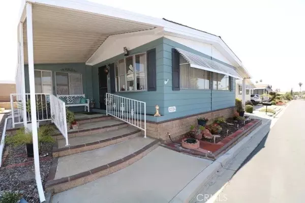 La Mirada, CA 90638,12726 Lake Forest #25