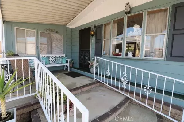 La Mirada, CA 90638,12726 Lake Forest #25