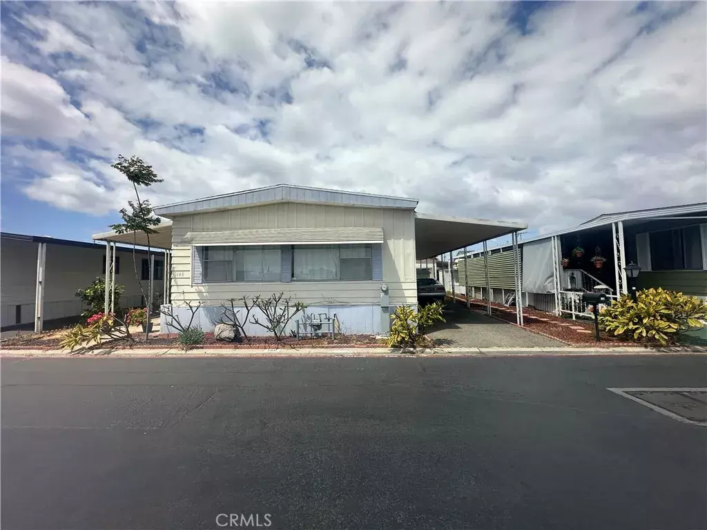 Santa Ana, CA 92703,323 N Euclid #148