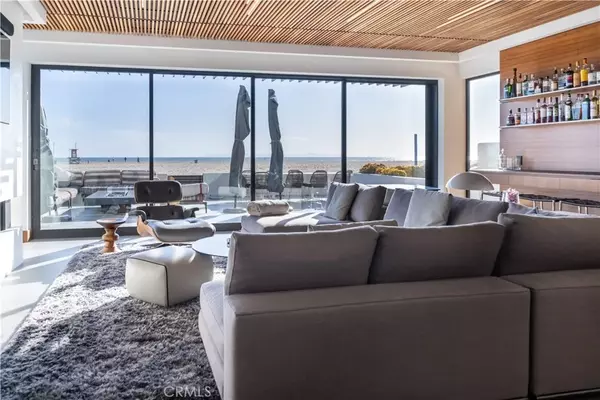 Newport Beach, CA 92663,7104 W Oceanfront