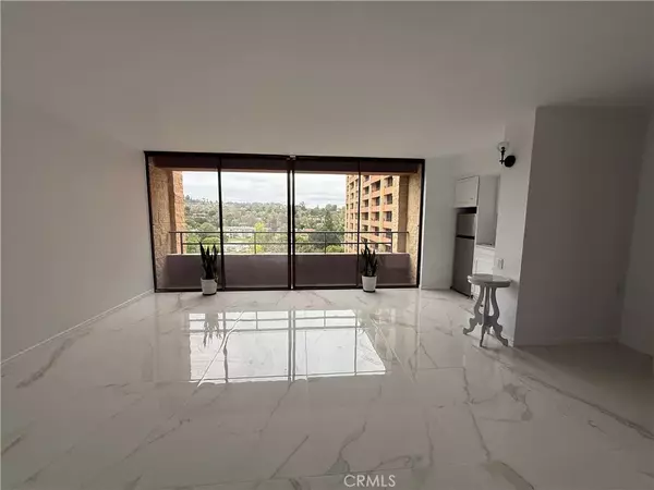 Laguna Woods, CA 92637,24055 Paseo Del Lago Unit #712