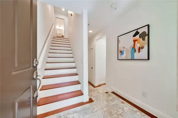 Ladera Ranch, CA 92694,24 Marcilla