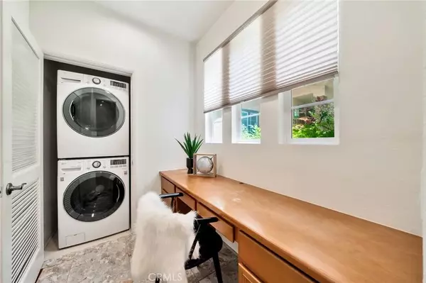 Ladera Ranch, CA 92694,24 Marcilla