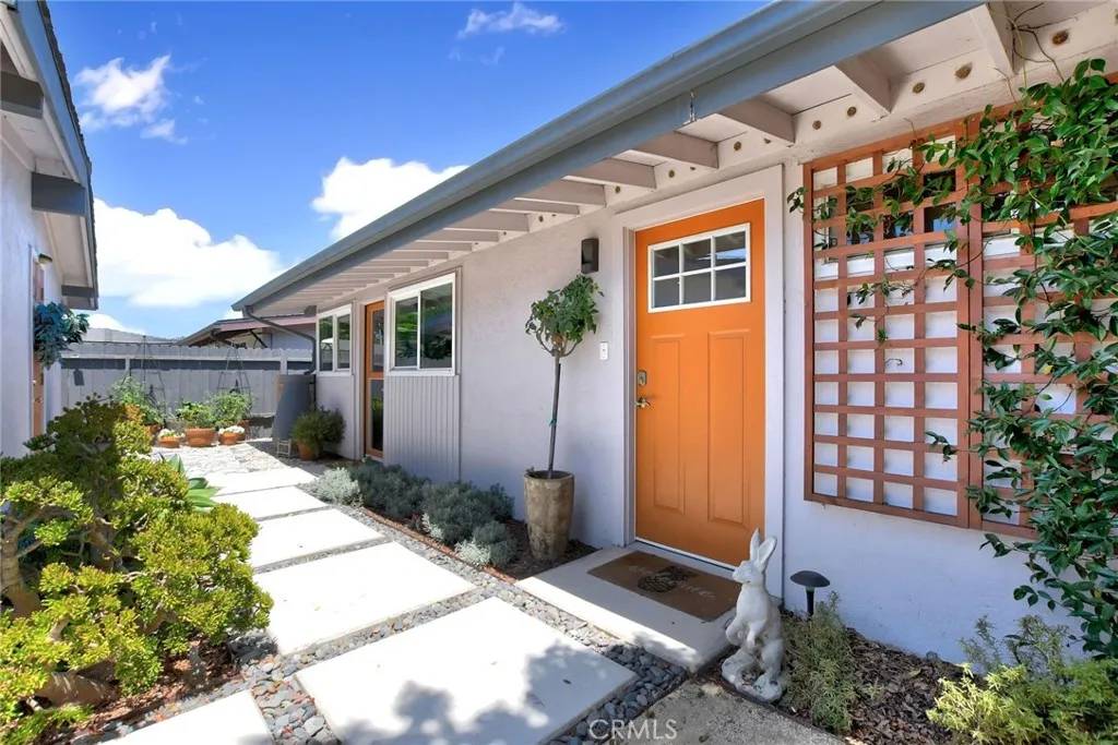 Costa Mesa, CA 92627,2112 Sterling Avenue