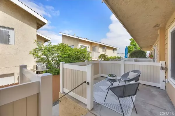 Costa Mesa, CA 92627,290 Victoria Street #31