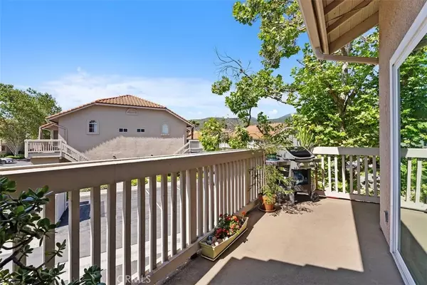 Lake Forest, CA 92679,18986 Canyon Summit