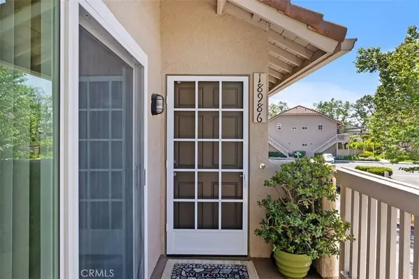 Lake Forest, CA 92679,18986 Canyon Summit