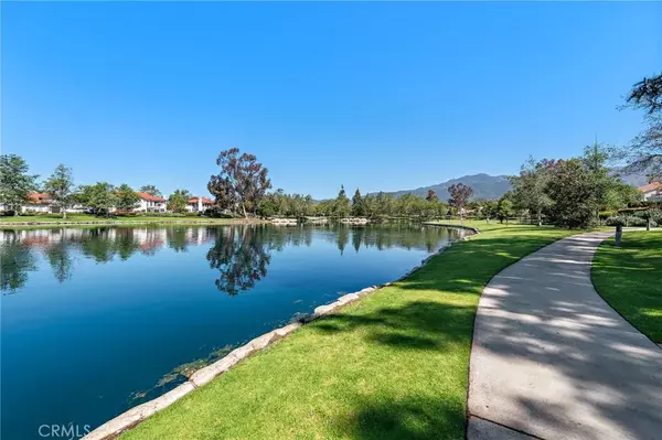 1 Brisa Del Lago, Rancho Santa Margarita, CA 92688