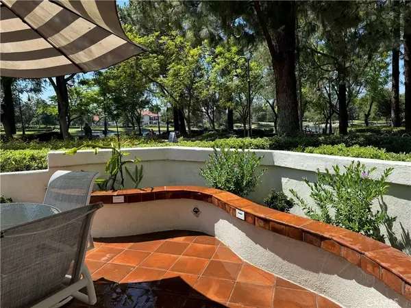 Rancho Santa Margarita, CA 92688,1 Brisa Del Lago