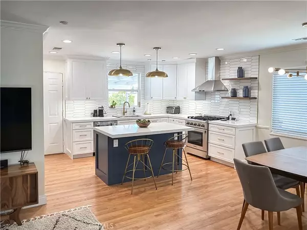 Lakewood, CA 90712,5253 Deeboyar