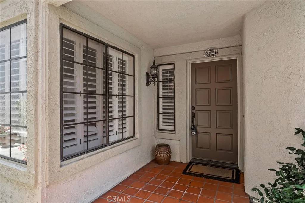 Mission Viejo, CA 92692,28406 Buena Vista