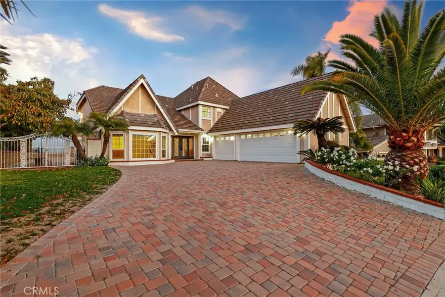 3808 E Summitridge Lane, Orange, CA 92867