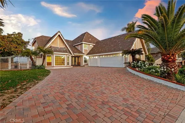 3808 E Summitridge Lane, Orange, CA 92867