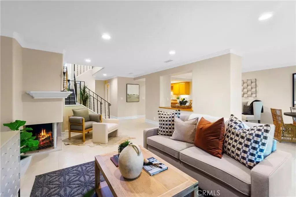 Newport Beach, CA 92660,2607 Vista Ornada