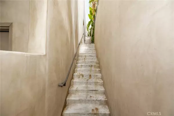 Laguna Beach, CA 92651,150 Cliff Drive