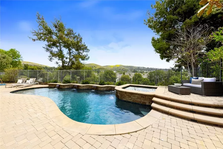 6202 Colina Pacifica, San Clemente, CA 92673