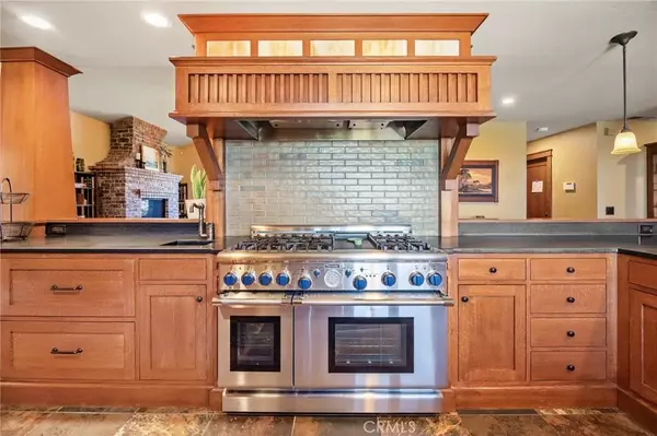 Lake Forest, CA 92630,21441 Montbury Drive