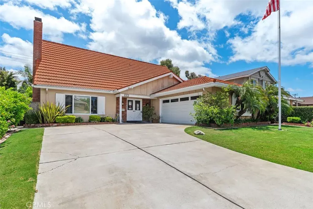 Lake Forest, CA 92630,23672 Cavanaugh Road