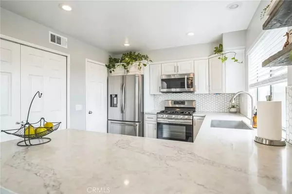 Lake Forest, CA 92610,32 Carriage Drive
