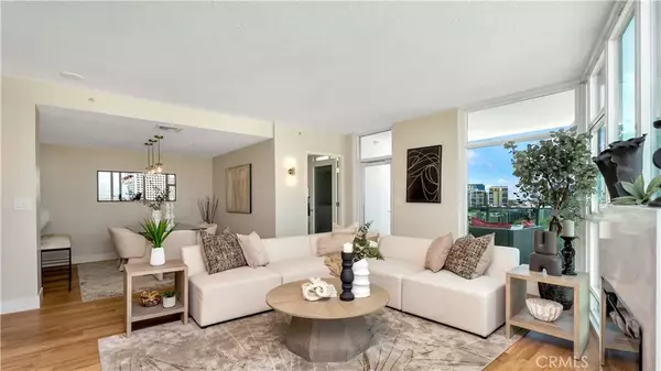 Irvine, CA 92612,3141 Michelson Drive #1202