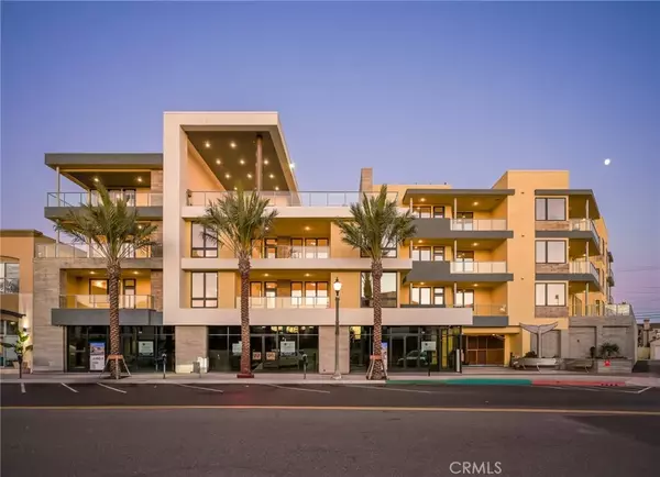 Huntington Beach, CA 92648,414 Main #200