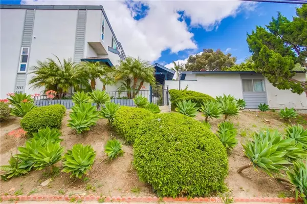 La Mesa, CA 91942,5573 Kiowa Drive