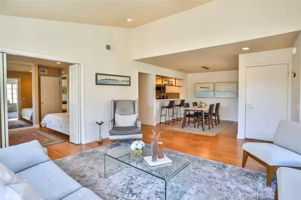 Irvine, CA 92614,111 Greenfield #116