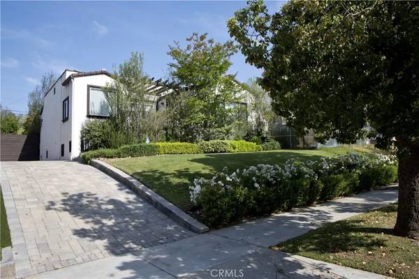 1029 Keniston Avenue, Los Angeles, CA 90019