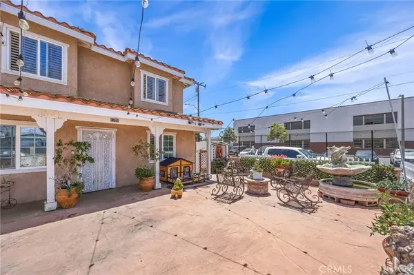 Santa Ana, CA 92704,1709 S Townsend St