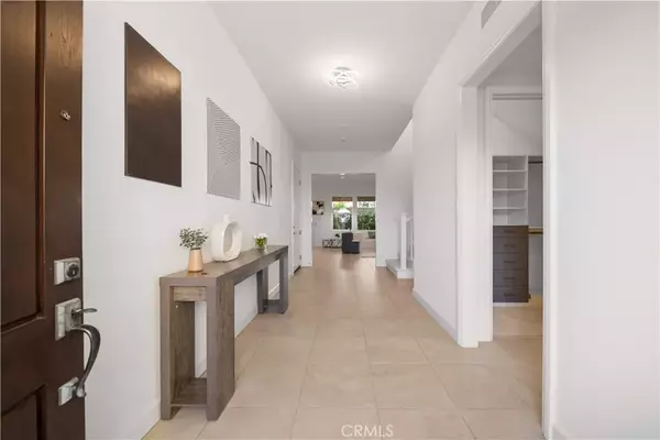 Irvine, CA 92620,112 Turning Post