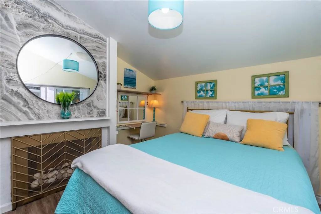 Huntington Beach, CA 92649,17072 Pacific Coast (#100) #202